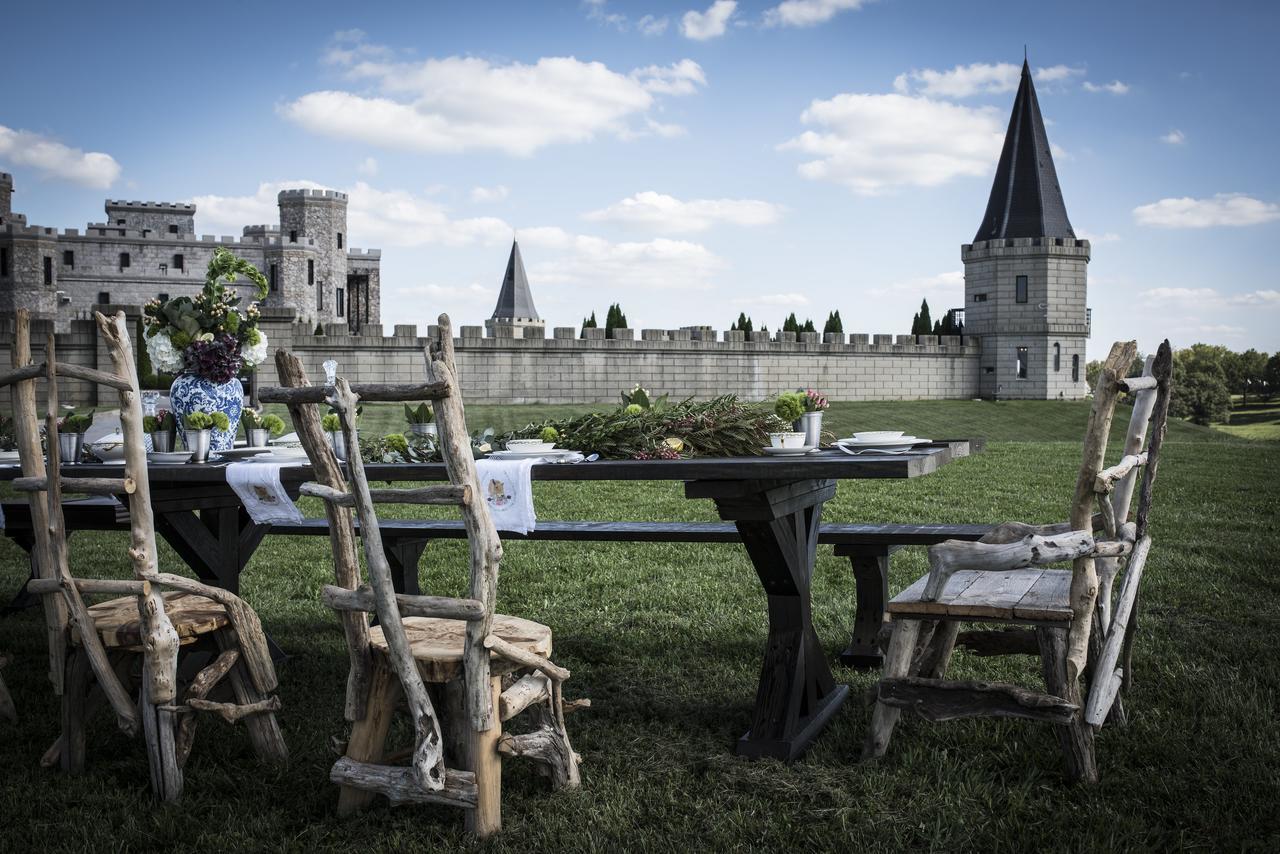 Hotel Kentucky Castle Versailles Zewnętrze zdjęcie